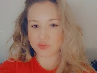 JuicyLenaBabyy on Streamate