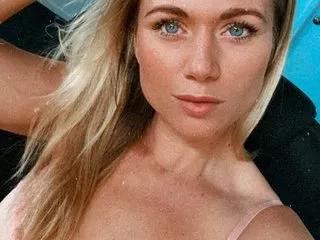 KateDivineUK on Streamate 