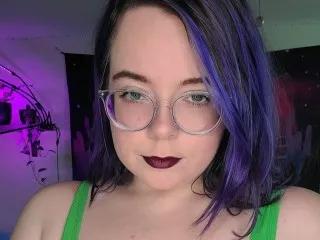 KiraSpitQueen on Streamate 