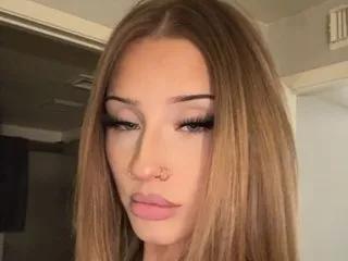 Kittykat044 on Streamate 