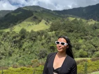 Offline KoralBlum on Streamate