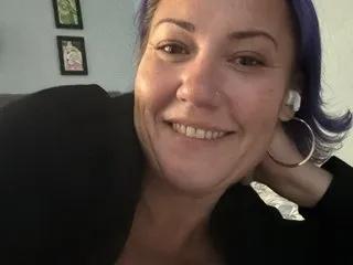 Explore Kristallic, she wants to masturbate for you Kristallic from Streamate