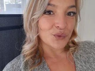 Ladyrubbyx on Streamate 