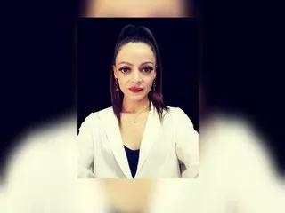Lana32 on Streamate 