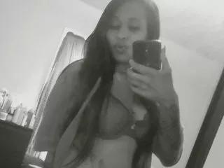 laylafoxxi on Streamate 
