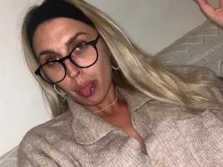 Leacam97 on Streamate 