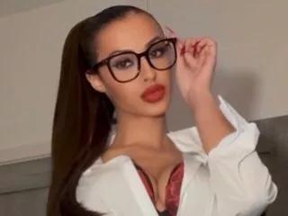 LexiLuxox on Streamate 