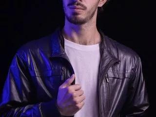 Offline LiamLuxe on Streamate