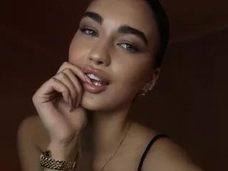 LilaBlaze on Streamate 