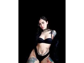 Offline lilith_green on Streamate