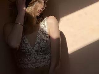 LinaSarcastic on Streamate 