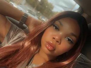 Masturbate to LunaNova444, she wants to masturbate for you LunaNova444 from Streamate