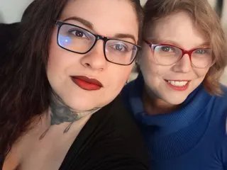 Offline mistressmara_sumleah_bdsm on Streamate