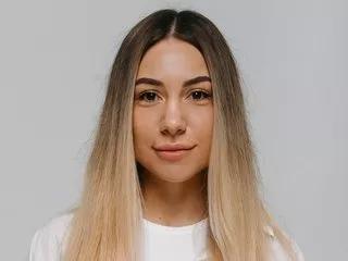 MollyBlink on Streamate 