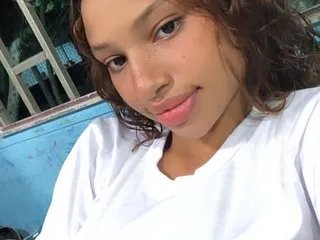 MonaMistic from Streamate