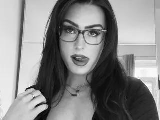 MuscleMILF_uk on Streamate 