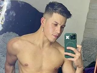 N_le020 on Streamate