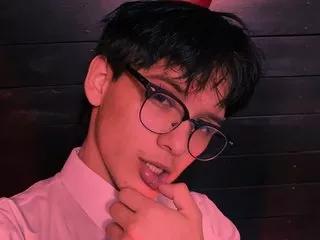 oliver_big19 on Streamate 
