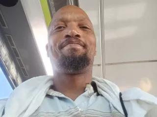 Offline Peruvianpipe68 on Streamate