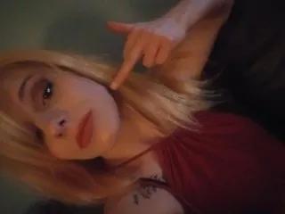 PillowPrincess25 on Streamate 
