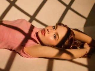 SAMANTHAGREEY on Streamate 