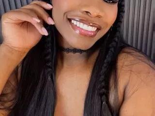 SaraiEvans on Streamate 