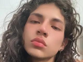 Try 22 years old saturn018 from Streamate saturn018 from Streamate