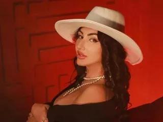 SerayaLux on Streamate 