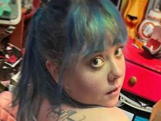 SleazeLouize from Streamate