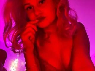 Offline Sofia_Kenwood on Streamate