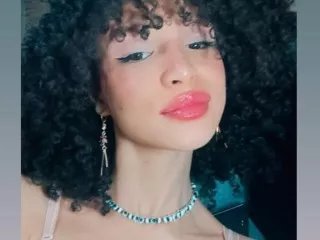 SophieClarksson on Streamate