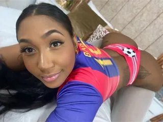 Offline TalianaRoxi on Streamate