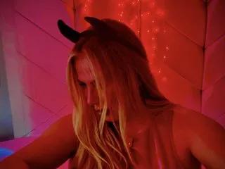 Sweet TaLoolaLust wants you to fuck her body now TaLoolaLust from Streamate