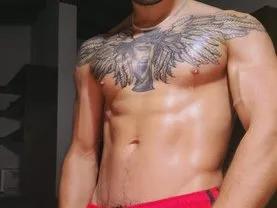 Offline TAYLORVISIOUS on Streamate