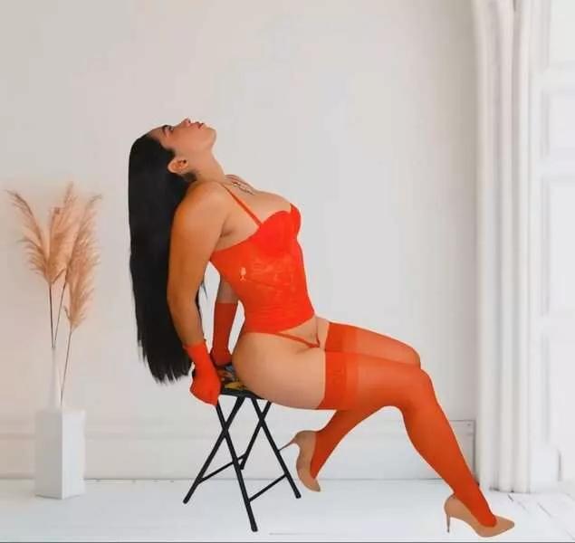 ThalianaAdams on Streamate 