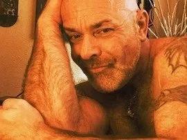 ThickddyDic on Streamate 