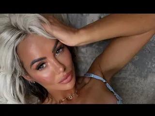 Try sexy performer Torilee1988 Torilee1988 from Streamate