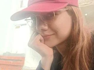 Sexy VicktoriaLou wants you to fuck her body now VicktoriaLou from Streamate