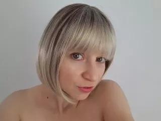 xSANDRAA on Streamate 