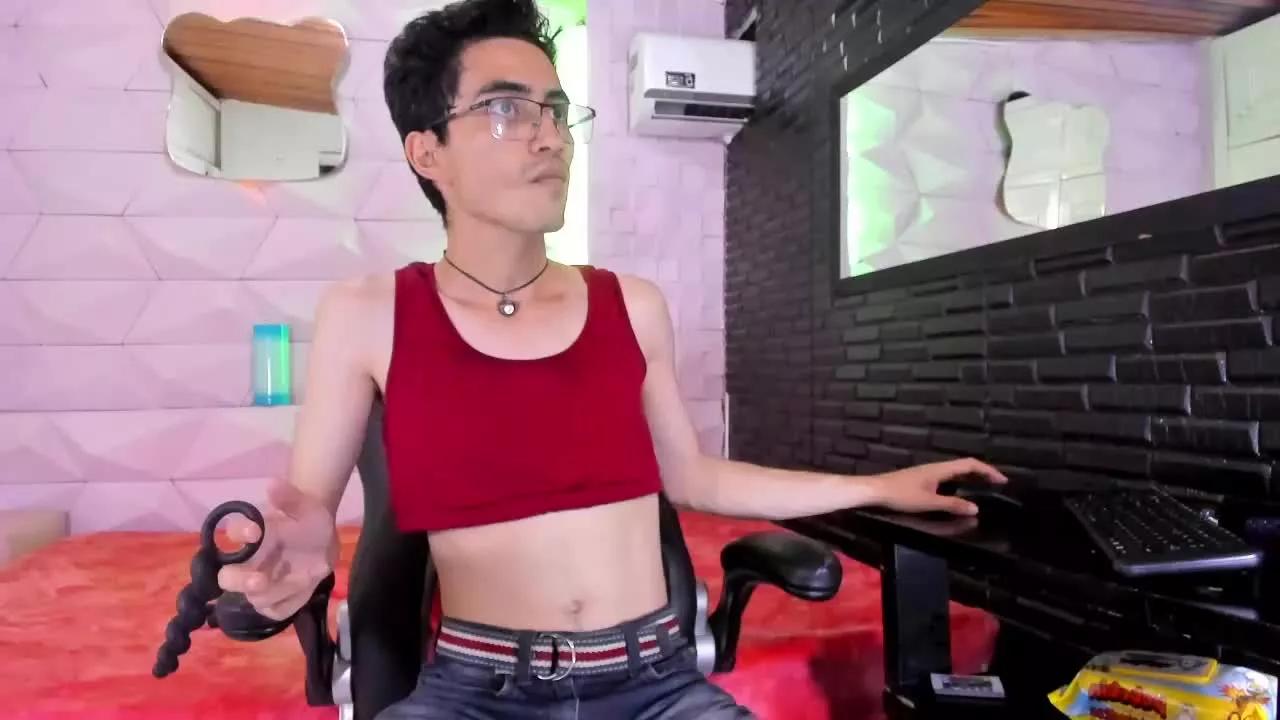 AndryuOswald20 on Streamray 