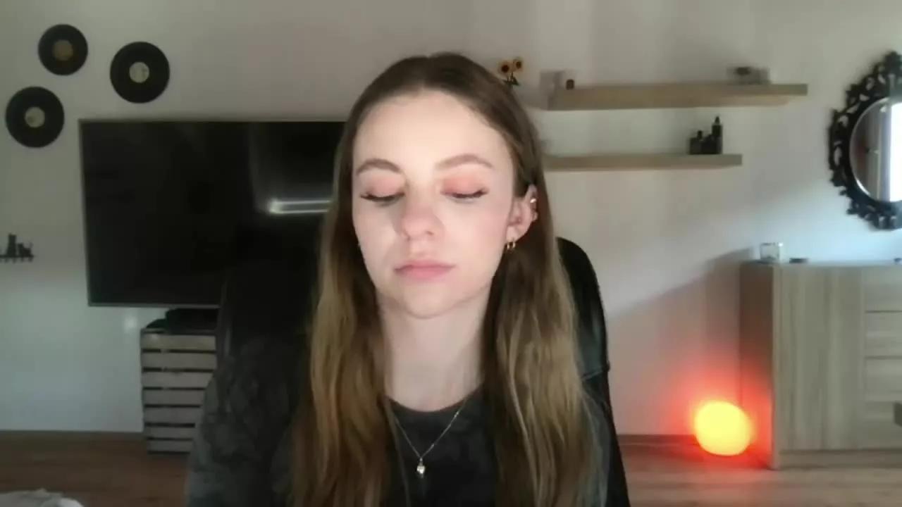 AriaFlirt on Streamray 