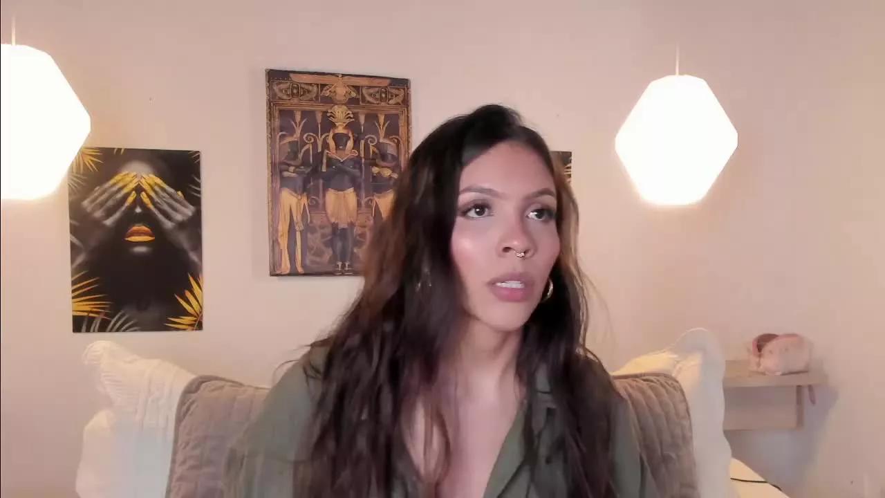 Catrina_West on Streamray 