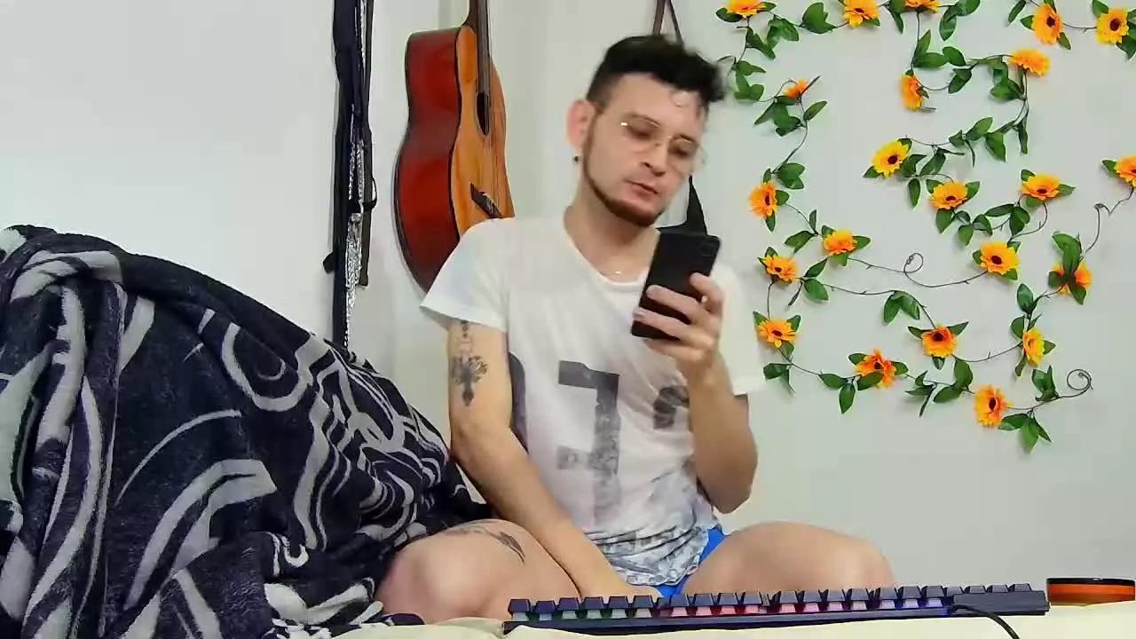 Chriist_bocellie on Streamray 