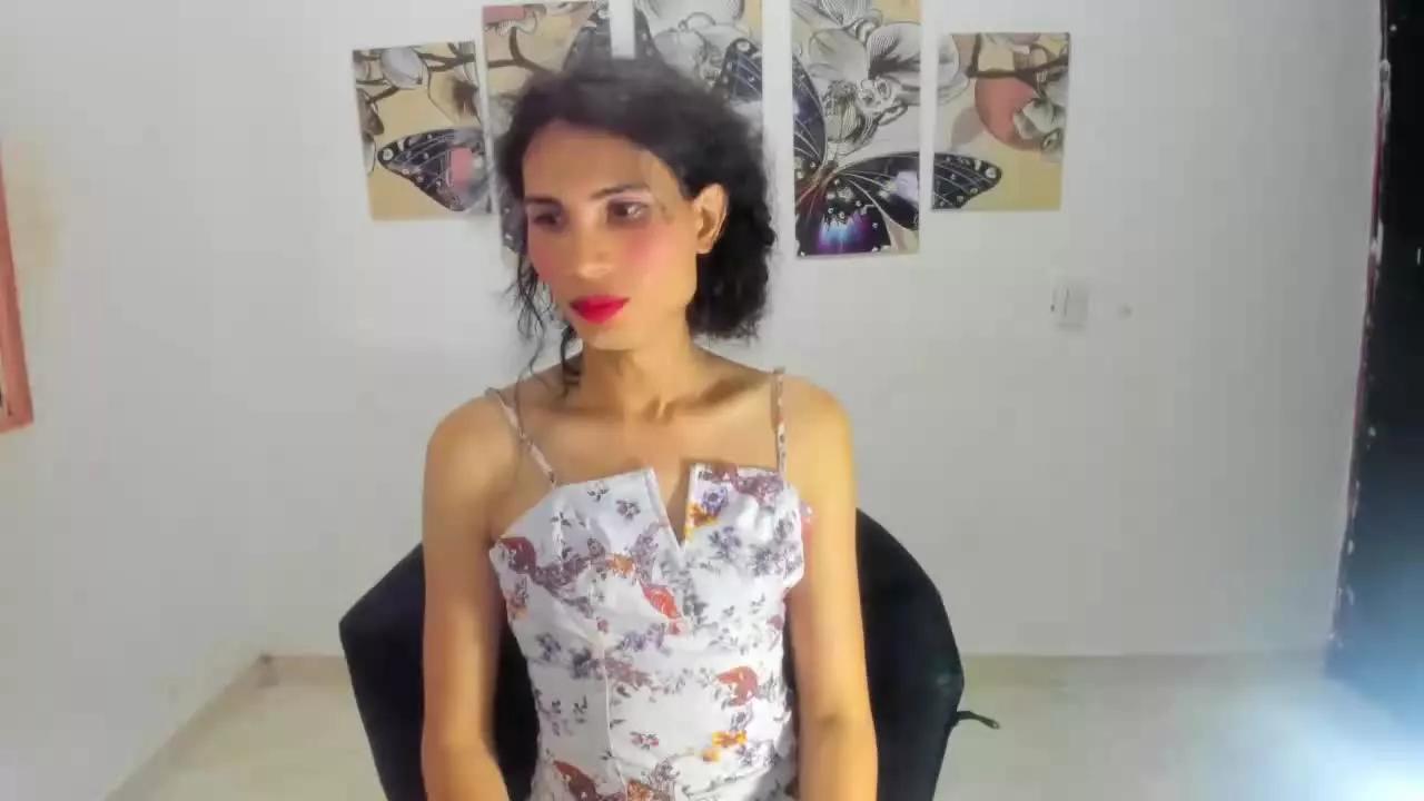 cottoncheekyTS on Streamray 