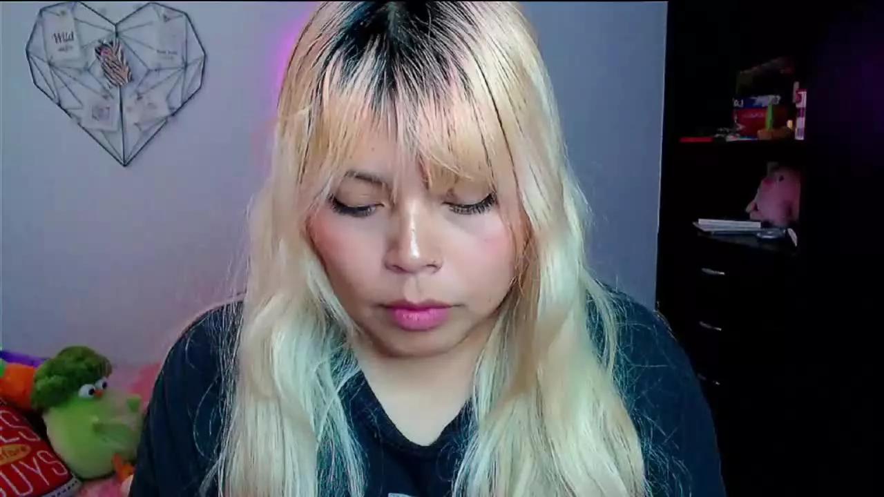 EllieAutumn on Streamray 