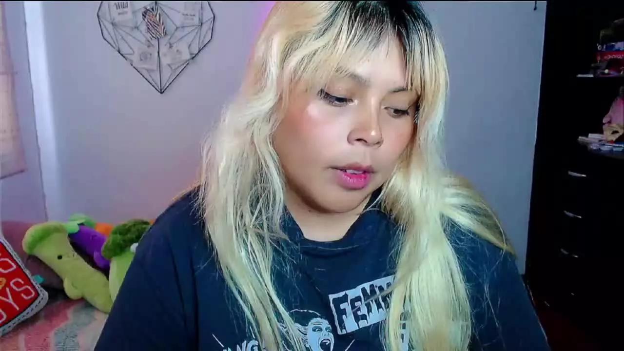 EllieAutumn on Streamray 
