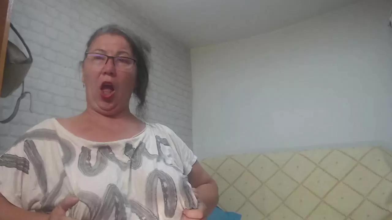 emmawet4u on Streamray 