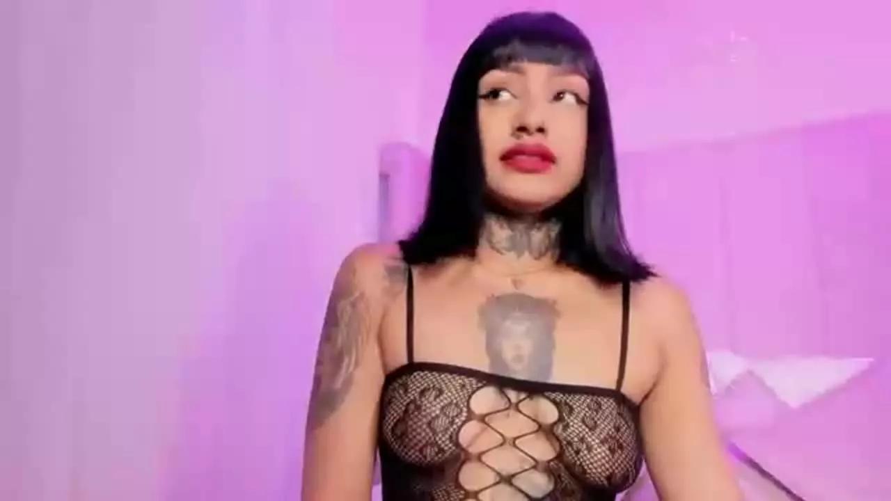 HarietWhite on Streamray 