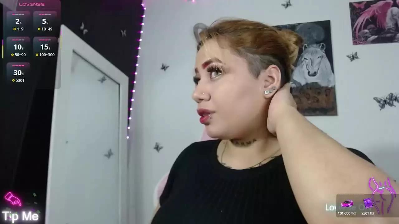 JustineJonnes on Streamray 