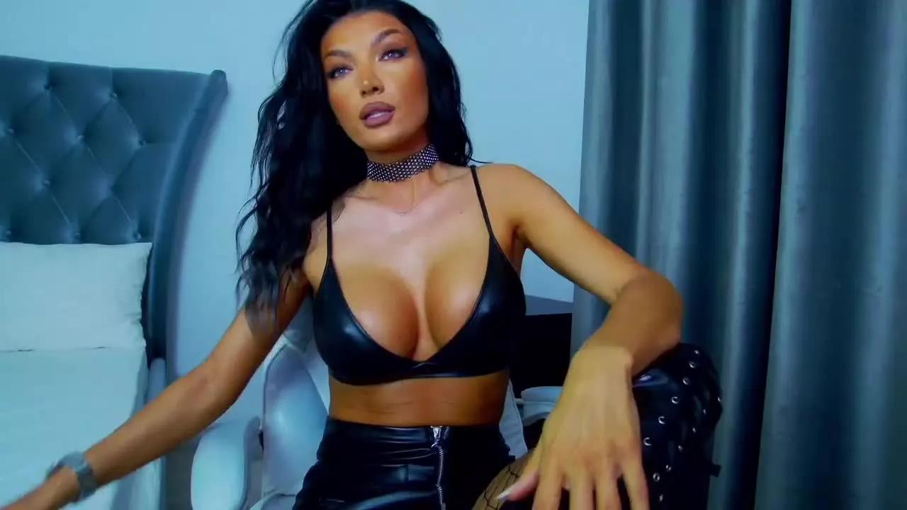 KarinaSmithh on Streamray 